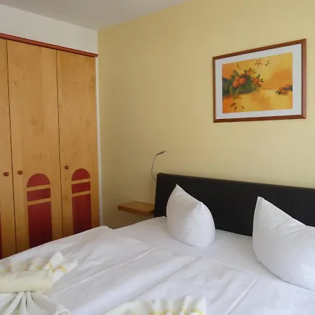Apartmenthaus Binzer Sterne Haus 1 Buitenkant foto