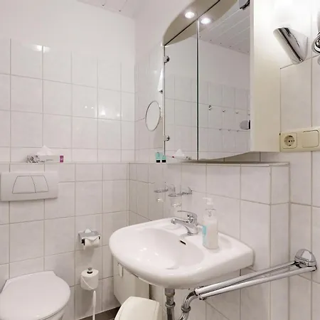Apartmenthaus Binzer Sterne Haus 1 Buitenkant foto
