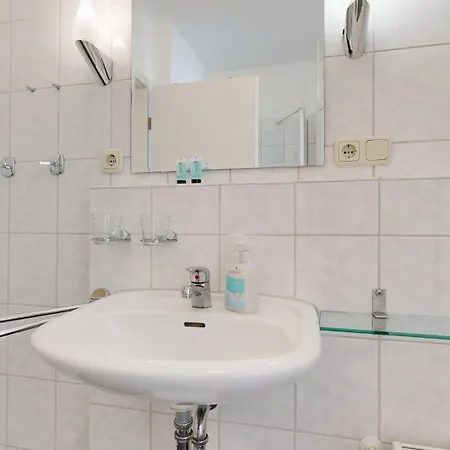 Apartmenthaus Binzer Sterne Haus 1 Buitenkant foto