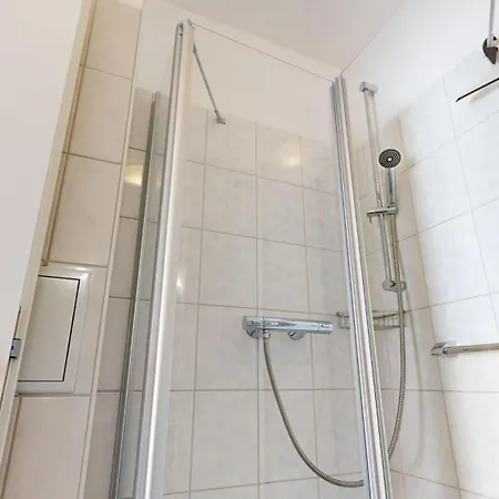 Apartmenthaus Binzer Sterne Haus 1 Buitenkant foto
