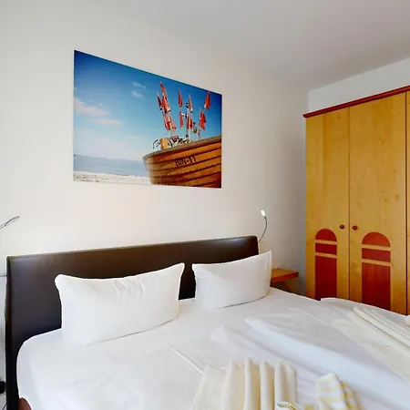 Apartmenthaus Binzer Sterne Haus 1 Buitenkant foto