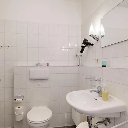 Apartmenthaus Binzer Sterne Haus 1 Buitenkant foto
